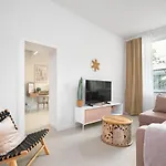 Apartment Park Avenue - Dom Mit Stil - Küche - Parkplatz - Wlan - 65 Zoll Tv - Netflix Köln