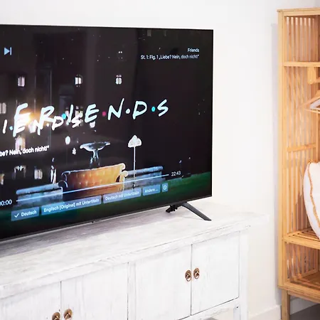 Apartment Park Avenue - Dom Mit Stil - Küche - Parkplatz - Wlan - 65 Zoll Tv - Netflix *