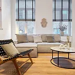 Lägenhet Park Avenue - Dom Mit Stil - Kueche - Parkplatz - Wlan - 65 Zoll Tv - Netflix