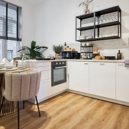Lejlighed Park Avenue - Dom Mit Stil - Kueche - Parkplatz - Wlan - 65 Zoll Tv - Netflix *