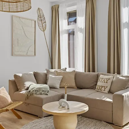 Park Avenue - Dom Mit Stil - Kueche - Parkplatz - Wlan - 65 Zoll Tv - Netflix شقة