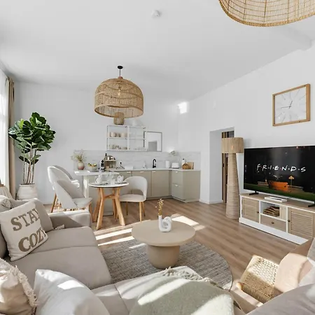 Park Avenue - Dom Mit Stil - Kueche - Parkplatz - Wlan - 65 Zoll Tv - Netflix * كولونيا