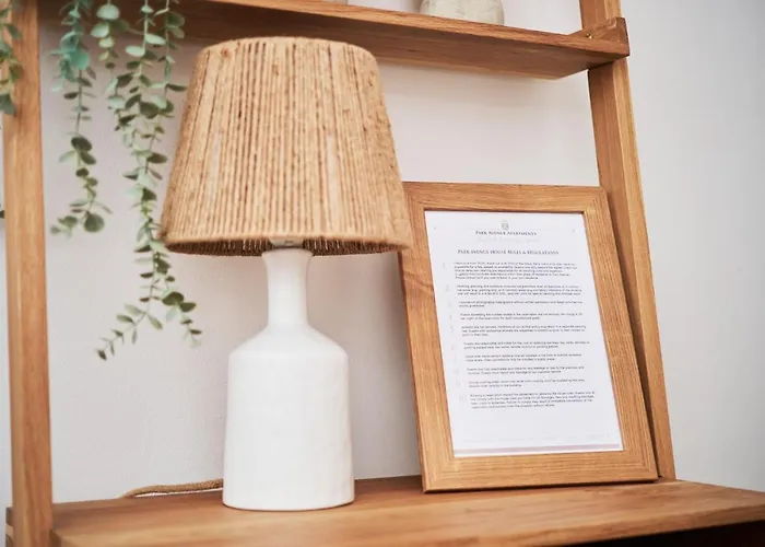 Park Avenue - Dom Mit Stil - Küche - Parkplatz - Wlan - 65 Zoll Tv - Netflix Apartment