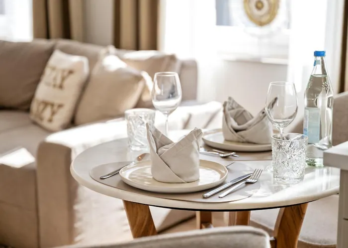 Park Avenue - Dom Mit Stil - Kueche - Parkplatz - Wlan - 65 Zoll Tv - Netflix Διαμέρισμα *