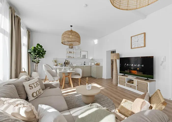 Park Avenue - Dom Mit Stil - Kueche - Parkplatz - Wlan - 65 Zoll Tv - Netflix * 쾰른